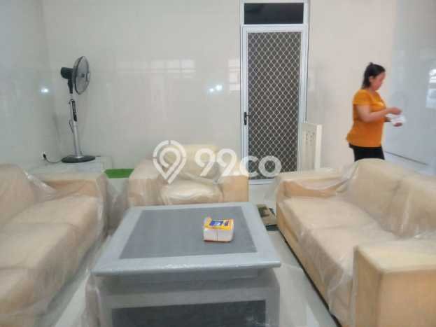 Rumah Luxury Modern Tanpa Renovasi di Indraprasta Semarang Rumah Luxury Modern Tanpa Renovasi di Indraprasta Semarang
