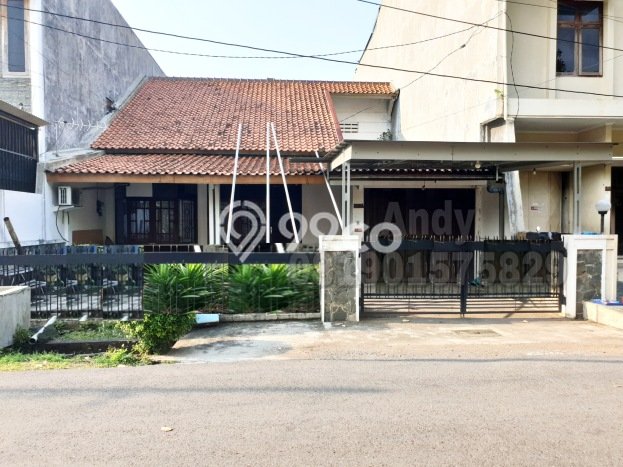 Rumah Luxury Modern Tanpa Renovasi di Sidodadi Timur Semarang Rumah Luxury Modern Tanpa Renovasi di Sidodadi Timur Semarang