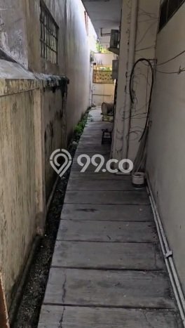 Siap Huni Rumah Mewah 5 Kamar di Semarang Tengah Dekat ke Mana Pun Siap Huni Rumah Mewah 5 Kamar di Semarang Tengah Dekat ke Mana Pun