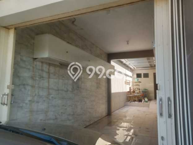 Rumah Luxury Modern Tanpa Renovasi di Indraprasta Semarang Rumah Luxury Modern Tanpa Renovasi di Indraprasta Semarang
