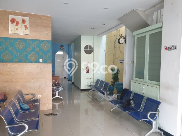 Rumah Elit Modern Tanpa Renovasi di Indraprasta Semarang Rumah Elit Modern Tanpa Renovasi di Indraprasta Semarang