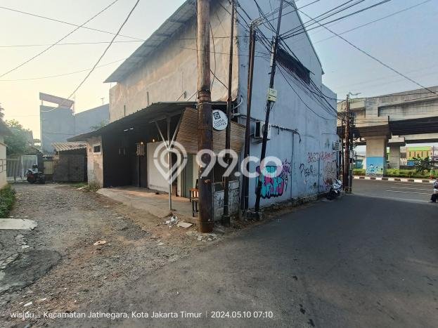 Rumah Bagus Siap Huni Di Jatinegara Luas 80m2 Lokasi Strategis Rumah Bagus Siap Huni Di Jatinegara Luas 80m2 Lokasi Strategis