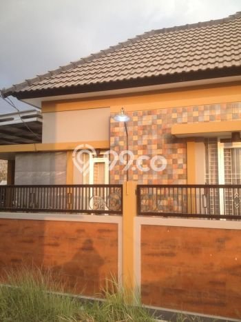 Hunian Cantik Minimalis Lb 190m2 di Lowokwaru, Malang Hunian Cantik Minimalis Lb 190m2 di Lowokwaru, Malang