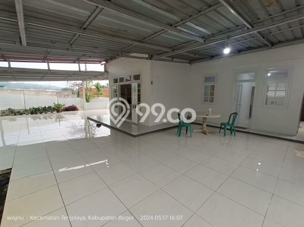 Hunian Cantik Modern Lb 200m2 di Tenjolaya, Bogor Hunian Cantik Modern Lb 200m2 di Tenjolaya, Bogor