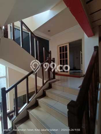Kantor Dijual Lokasi Emas di Gatot Subroto Luas 550m2 Kantor Dijual Lokasi Emas di Gatot Subroto Luas 550m2