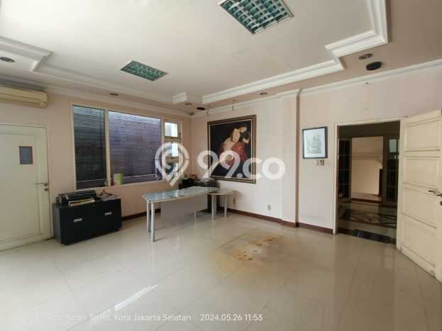 Kantor Dijual Lokasi Emas di Gatot Subroto Luas 550m2 Kantor Dijual Lokasi Emas di Gatot Subroto Luas 550m2