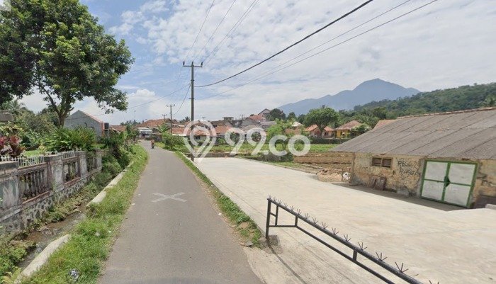 Hunian Cantik Modern Lb 200m2 di Tenjolaya, Bogor Hunian Cantik Modern Lb 200m2 di Tenjolaya, Bogor