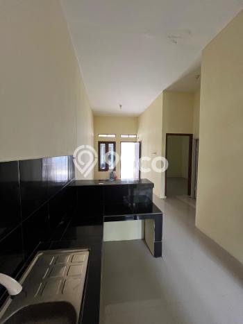 Jual Rumah Harga Miring Sawangan Punya 2 Kamar & LT 63m2 Jual Rumah Harga Miring Sawangan Punya 2 Kamar & LT 63m2