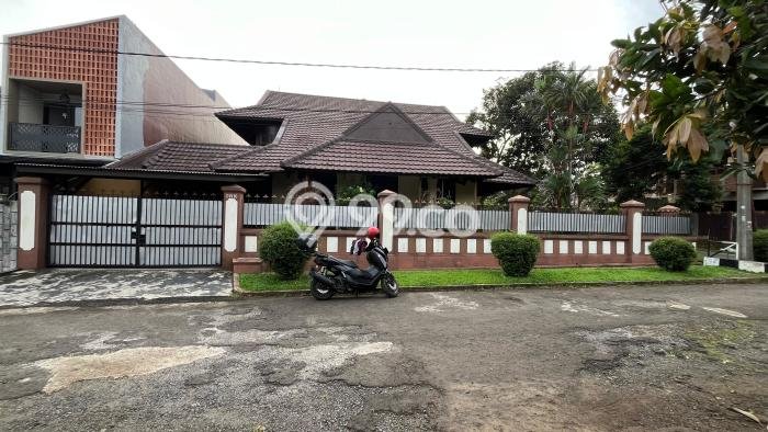 Jual Rumah Mewah Megah Dengan View Eksklusif di Tegallega, Bogor Jual Rumah Mewah Megah Dengan View Eksklusif di Tegallega, Bogor