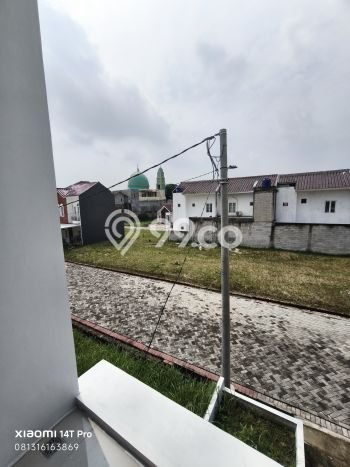 For Sale Rumah 3 Kamar Lokasi Strategis Bagus dan Strategis di Sawangan For Sale Rumah 3 Kamar Lokasi Strategis Bagus dan Strategis di Sawangan