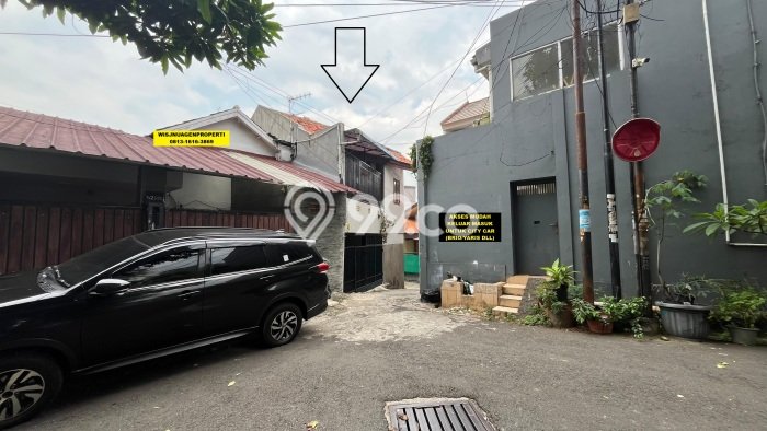 Rumah Luas Asri 4 KT Siap Huni di Kemanggisan Jakarta Barat Rumah Luas Asri 4 KT Siap Huni di Kemanggisan Jakarta Barat