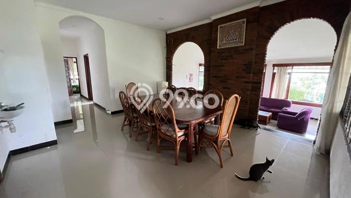 DIJUAL! Vila Kawasan Cisarua, Area 1457m2m², Lokasi Strategis DIJUAL! Vila Kawasan Cisarua, Area 1457m2m², Lokasi Strategis