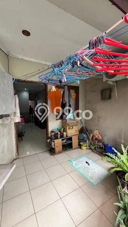 Rumah Luas Asri 4 KT Siap Huni di Kemanggisan Jakarta Barat Rumah Luas Asri 4 KT Siap Huni di Kemanggisan Jakarta Barat
