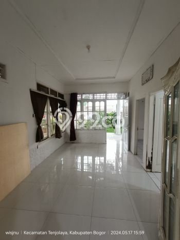 Hunian Cantik Modern Lb 200m2 di Tenjolaya, Bogor Hunian Cantik Modern Lb 200m2 di Tenjolaya, Bogor