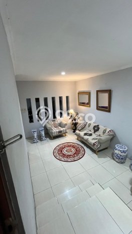 Rumah Luas Asri 4 KT Siap Huni di Kemanggisan Jakarta Barat Rumah Luas Asri 4 KT Siap Huni di Kemanggisan Jakarta Barat