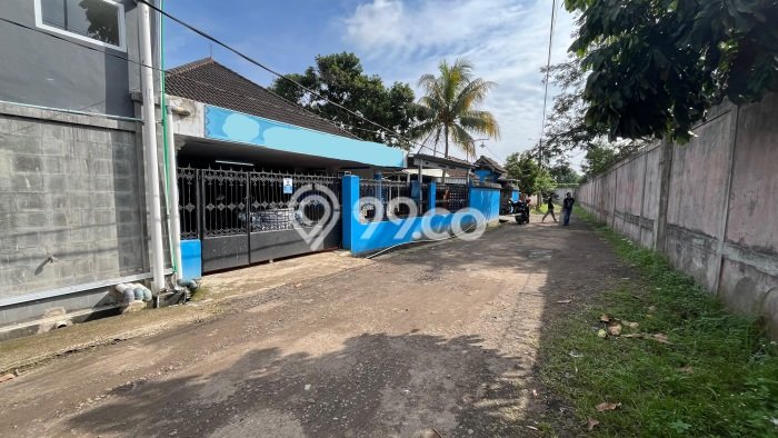 Rumah Elit LB 650m2 Siap Huni Desain Elegan di Cilendek Barat, Bogor Rumah Elit LB 650m2 Siap Huni Desain Elegan di Cilendek Barat, Bogor