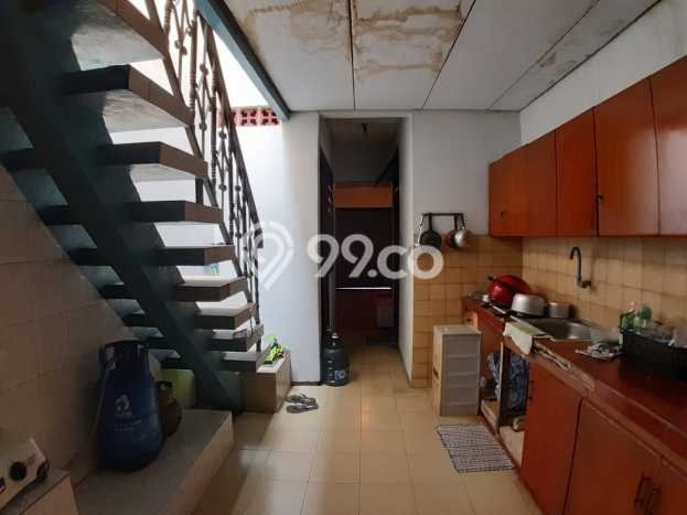 Jual Rumah Luas Elegan Dengan View Eksklusif di Cipinang, Jakarta Timur Jual Rumah Luas Elegan Dengan View Eksklusif di Cipinang, Jakarta Timur