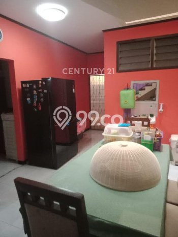 Ready to Use! Premium House LT 196m2 Desain Modern di Percetakan Negara Ready to Use! Premium House LT 196m2 Desain Modern di Percetakan Negara