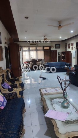 Rumah Elit Modern Tanpa Renovasi di Jati Padang Jakarta Selatan Rumah Elit Modern Tanpa Renovasi di Jati Padang Jakarta Selatan