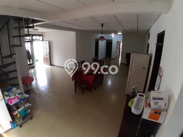 Jual Rumah Luas Elegan Dengan View Eksklusif di Cipinang, Jakarta Timur Jual Rumah Luas Elegan Dengan View Eksklusif di Cipinang, Jakarta Timur