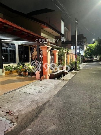 Ready to Use! Premium House LT 196m2 Desain Modern di Percetakan Negara Ready to Use! Premium House LT 196m2 Desain Modern di Percetakan Negara