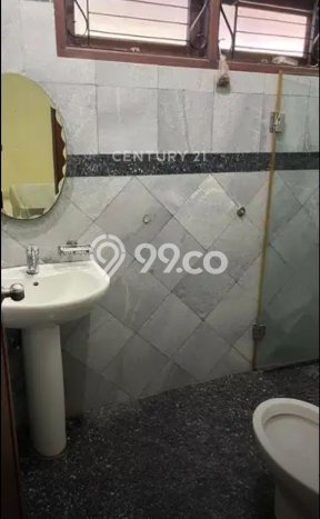 Disewakan Segera Rumah Kondisi Baik di Area Tebet, Jakarta Selatan Disewakan Segera Rumah Kondisi Baik di Area Tebet, Jakarta Selatan