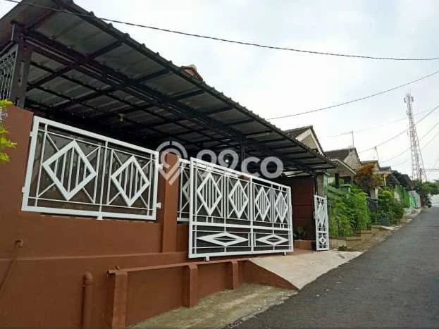 Rumah Luas Asri 3 KT Siap Pakai di Cianjur Kota Cianjur Rumah Luas Asri 3 KT Siap Pakai di Cianjur Kota Cianjur