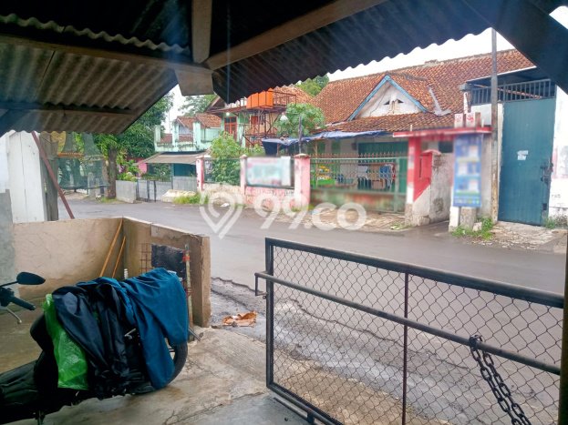 Rumah area Cikalongkulon, Cianjur, Luas 297m2m² Bangunan 212m2m² Rumah area Cikalongkulon, Cianjur, Luas 297m2m² Bangunan 212m2m²