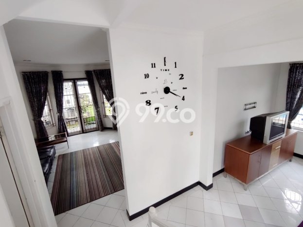 Rumah Modern Cantik 5 KT Bisa Langsung Pindah di Pacet Rumah Modern Cantik 5 KT Bisa Langsung Pindah di Pacet