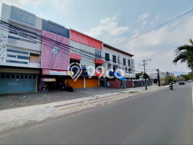 Ruko Dijual di Cianjur LT 113m2 & LB 225m2 Lokasi Terbaik! Ruko Dijual di Cianjur LT 113m2 & LB 225m2 Lokasi Terbaik!