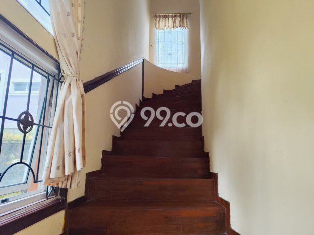 Vila di Cipanas, Dimensi 202m2m², Ideal untuk tempat tinggal keluarga Vila di Cipanas, Dimensi 202m2m², Ideal untuk tempat tinggal keluarga