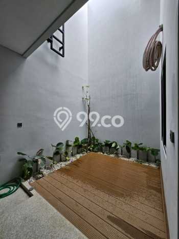 Ready to Use! Premium House LT 120m2 Desain Elegan di Alam Sutera Ready to Use! Premium House LT 120m2 Desain Elegan di Alam Sutera