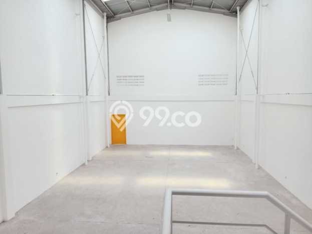 Unit Gudang Disewa Lokasi Tangerang, Tangerang Spesifikasi Luas Bangunan 400m2 Unit Gudang Disewa Lokasi Tangerang, Tangerang Spesifikasi Luas Bangunan 400m2
