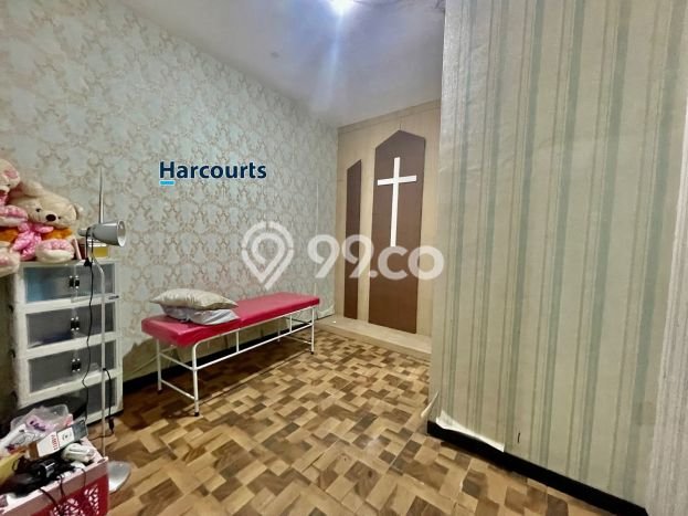 Dijual Rumah Premium dengan Fasilitas Sekitar Komplit di Banjarsari, Solo Dijual Rumah Premium dengan Fasilitas Sekitar Komplit di Banjarsari, Solo