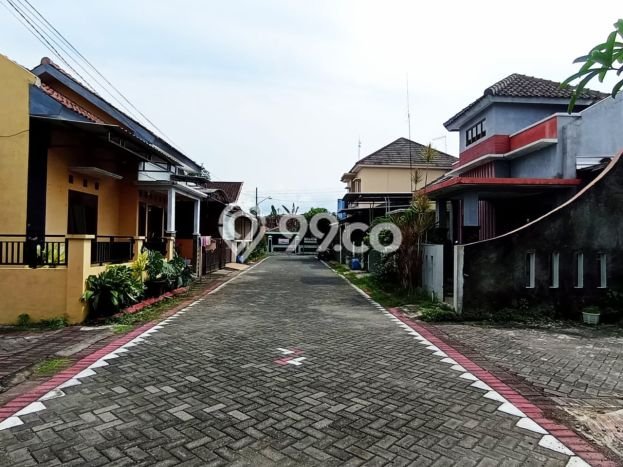 Disewakan Hunian Konsep Minimalis di Banyuanyar Solo dengan 0 KT Disewakan Hunian Konsep Minimalis di Banyuanyar Solo dengan 0 KT