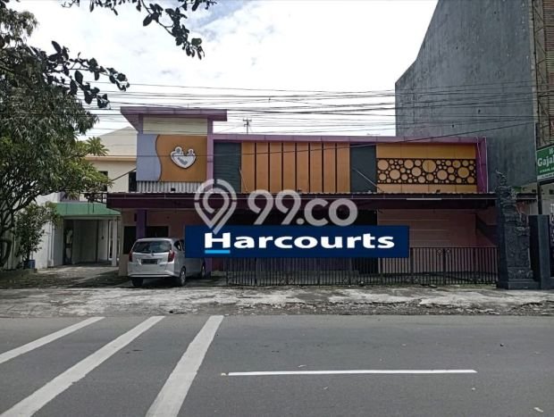Ruko disewakan lokasi strategis Banjarsari Solo 600m2 Ruko disewakan lokasi strategis Banjarsari Solo 600m2