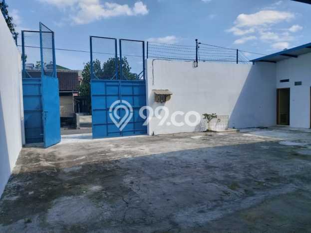 Unit Gudang Disewa Lokasi Jaten, Solo Spesifikasi Luas Bangunan 500m2 Unit Gudang Disewa Lokasi Jaten, Solo Spesifikasi Luas Bangunan 500m2