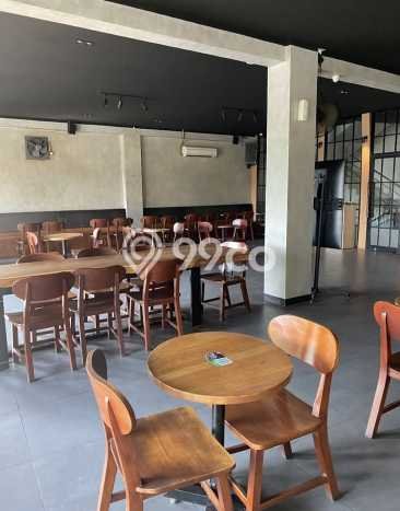 Lokasi Strategis! Dijual Ruko Bisnis di Jebres, Solo Kondisi Bagus Lokasi Strategis! Dijual Ruko Bisnis di Jebres, Solo Kondisi Bagus