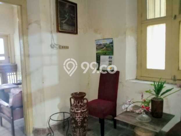 For Sale Rumah 7 Kamar Lokasi Ideal Nyaman dan Strategis di Serengan For Sale Rumah 7 Kamar Lokasi Ideal Nyaman dan Strategis di Serengan
