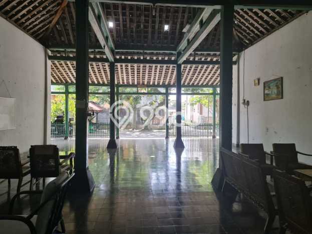 Lahan Kosong Dijual di Banjarsari, Solo, Luas 1395m2 Area Strategis Lahan Kosong Dijual di Banjarsari, Solo, Luas 1395m2 Area Strategis