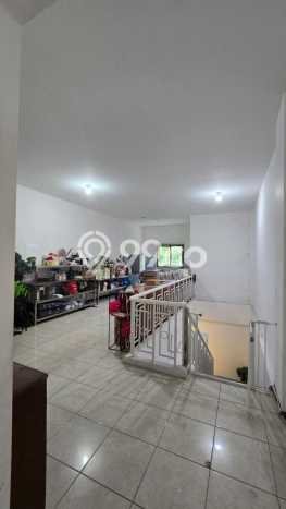 Ruko untuk disewa di Solo Baru punya LT 90m2 & LB 130m2 harga sewa kompetitif Ruko untuk disewa di Solo Baru punya LT 90m2 & LB 130m2 harga sewa kompetitif
