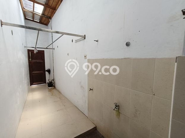 Lokasi strategis! Rumah siap pakai disewakan di Colomadu LB 100m2 Lokasi strategis! Rumah siap pakai disewakan di Colomadu LB 100m2