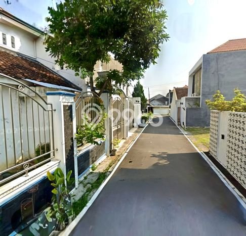Dijual Cepat Rumah Favorit Siap Huni LB 400m2 di Colomadu, Solo Dijual Cepat Rumah Favorit Siap Huni LB 400m2 di Colomadu, Solo