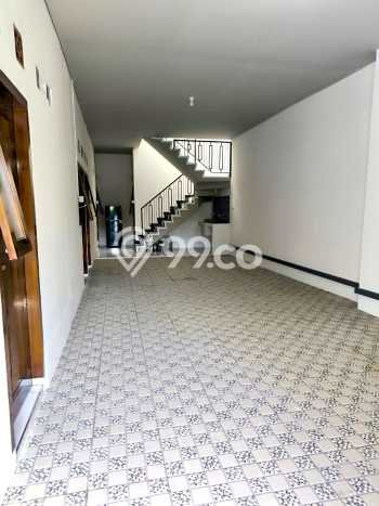 FOR SALE Kost 0 Kamar, 12 Kamar Mandi di Jebres, Solo, Luas 200m2 FOR SALE Kost 0 Kamar, 12 Kamar Mandi di Jebres, Solo, Luas 200m2