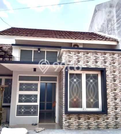 Disewakan Segera Rumah Kondisi Bagus di Kawasan Colomadu, Solo Disewakan Segera Rumah Kondisi Bagus di Kawasan Colomadu, Solo