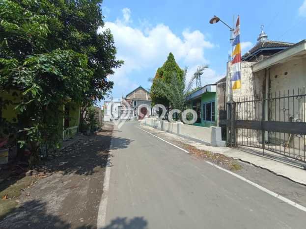 Gudang di Gatak, Luas 1398m², Pusat Bisnis, Posisi Strategis Gudang di Gatak, Luas 1398m², Pusat Bisnis, Posisi Strategis