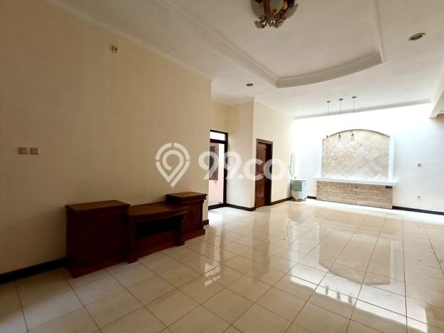 Disewakan Cepat Rumah Kondisi Bagus di Kawasan Jajar, Solo Disewakan Cepat Rumah Kondisi Bagus di Kawasan Jajar, Solo