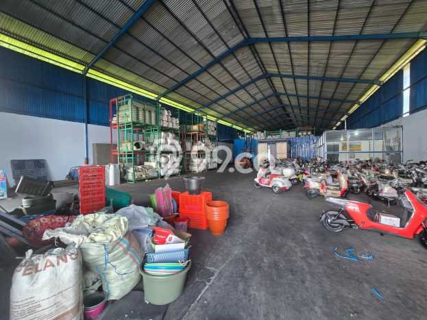 Unit Gudang Dijual di Grogol Sukoharjo Luas Tanah 3330m2, Luas Bangunan 2500m2 Unit Gudang Dijual di Grogol Sukoharjo Luas Tanah 3330m2, Luas Bangunan 2500m2