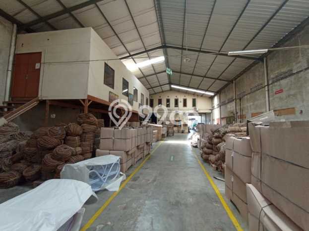 Gudang di Gatak, Luas 1398m², Pusat Bisnis, Posisi Strategis Gudang di Gatak, Luas 1398m², Pusat Bisnis, Posisi Strategis