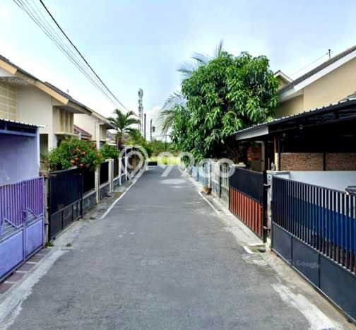 Lokasi terbaik! Rumah siap huni disewakan di Colomadu LB 90m2 Lokasi terbaik! Rumah siap huni disewakan di Colomadu LB 90m2
